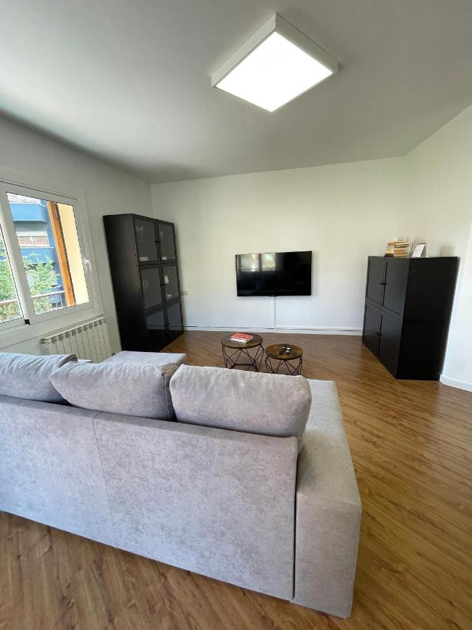 Apartamento Centrico En Berga - Alberga Extérieur photo